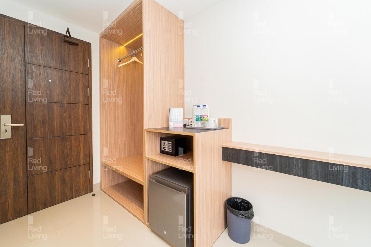 Redliving Apartemen Premium Exclusive Seturan Yogyakarta Exterior photo